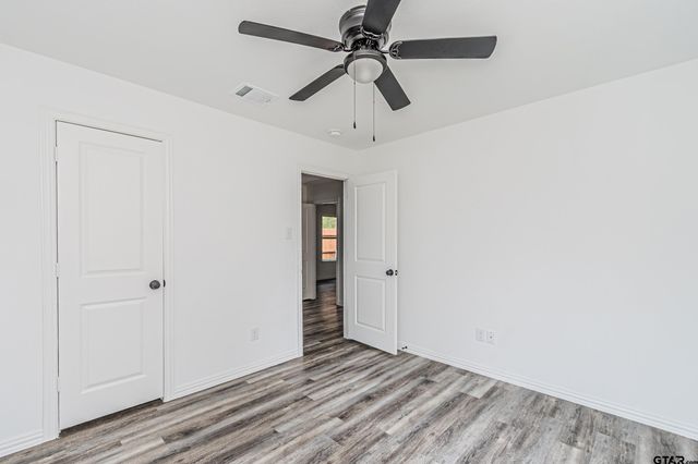 7129 Kayak Dr, Mabank, TX 75156