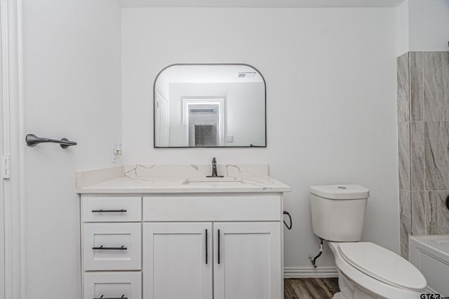 7129 Kayak Dr, Mabank, TX 75156