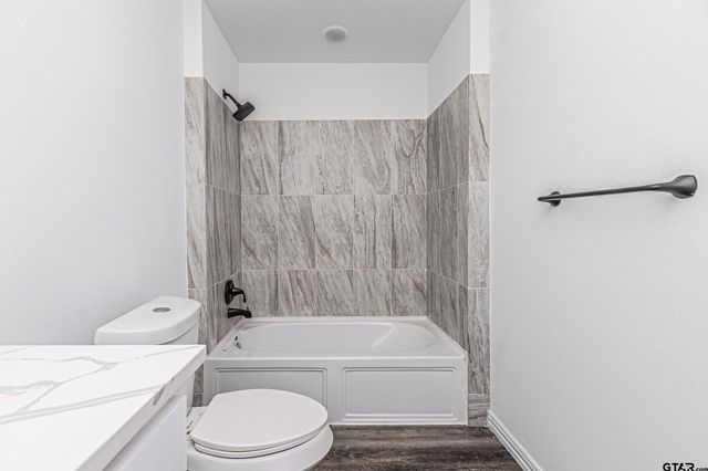 7129 Kayak Dr, Mabank, TX 75156