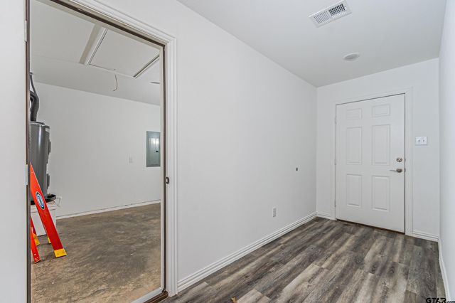 7129 Kayak Dr, Mabank, TX 75156