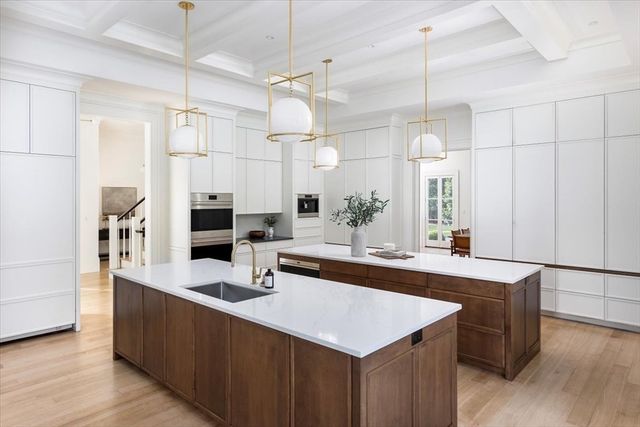 222 Warren Street, Brookline, MA 02445