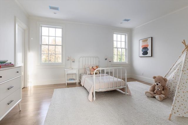 222 Warren Street, Brookline, MA 02445