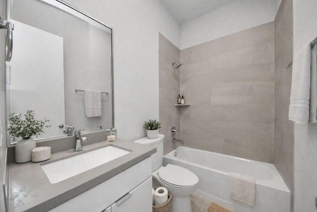 608 Thornton Road A, Houston, TX 77018