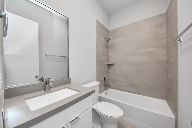 608 Thornton Road A, Houston, TX 77018