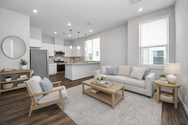 608 Thornton Road A, Houston, TX 77018