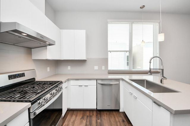 608 Thornton Road A, Houston, TX 77018