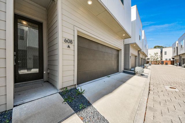 608 Thornton Road A, Houston, TX 77018