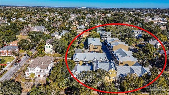 214 La Rua St, Pensacola, FL 32501