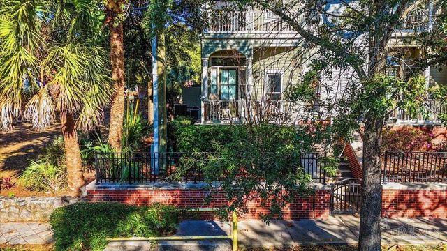 214 La Rua St, Pensacola, FL 32501
