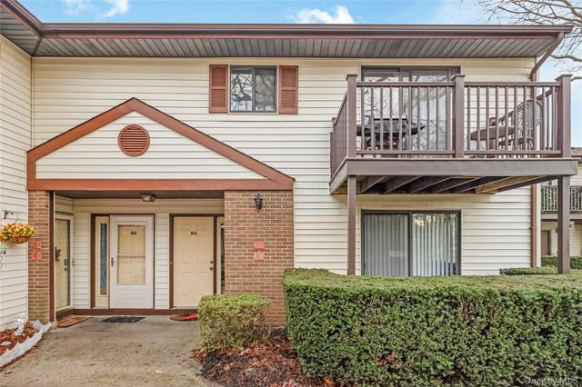 615 Broadway 83, Amityville, NY 11701