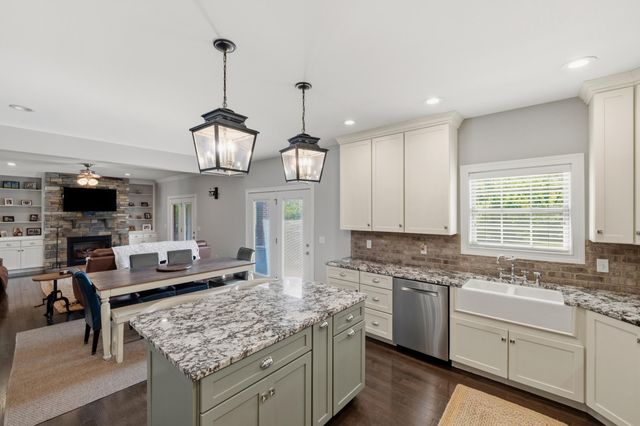 619 Four Winds Drive, Richmond, KY 40475