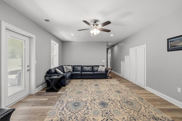 619 Four Winds Drive, Richmond, KY 40475