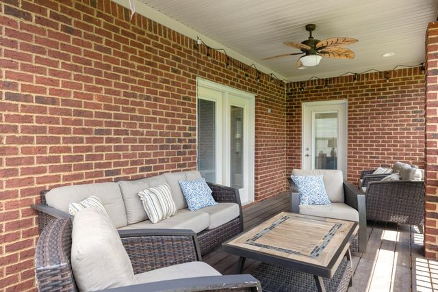 619 Four Winds Drive, Richmond, KY 40475