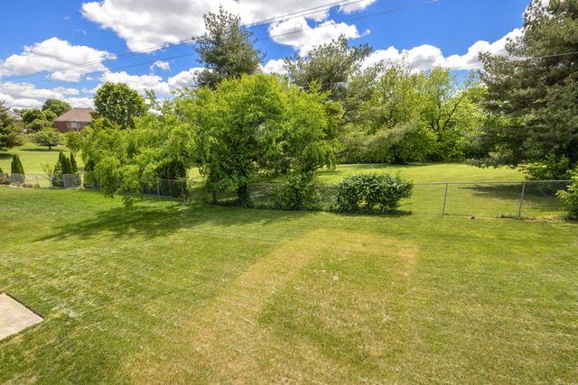 619 Four Winds Drive, Richmond, KY 40475