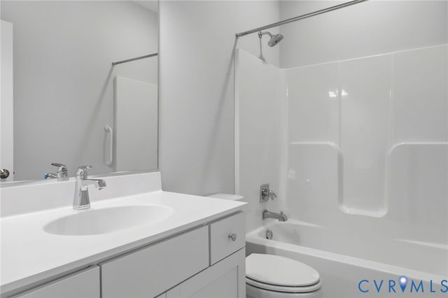 15308 Cedarville Dr, Midlothian, VA 23112