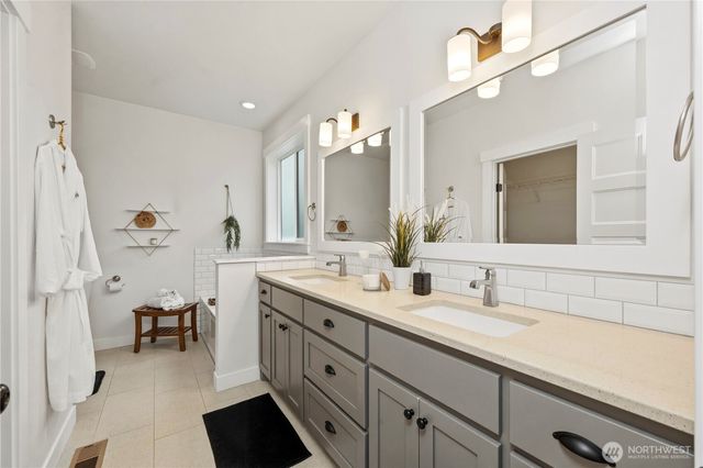 2013 Brome Street, Lynden, WA 98264