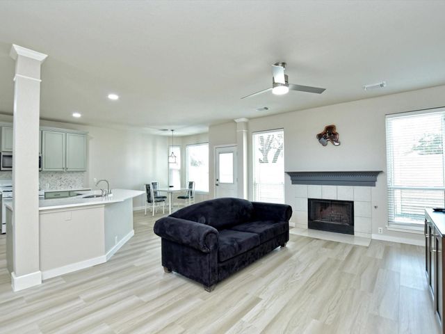 1501 Autumn Fire CV, Cedar Park, TX 78613