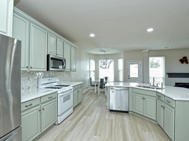 1501 Autumn Fire CV, Cedar Park, TX 78613