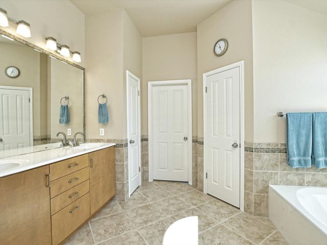 1501 Autumn Fire CV, Cedar Park, TX 78613