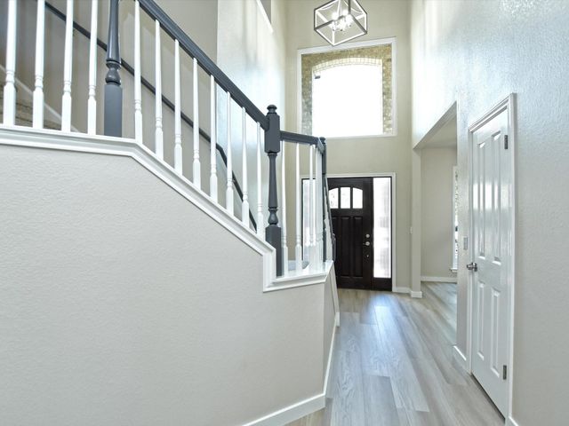 1501 Autumn Fire CV, Cedar Park, TX 78613