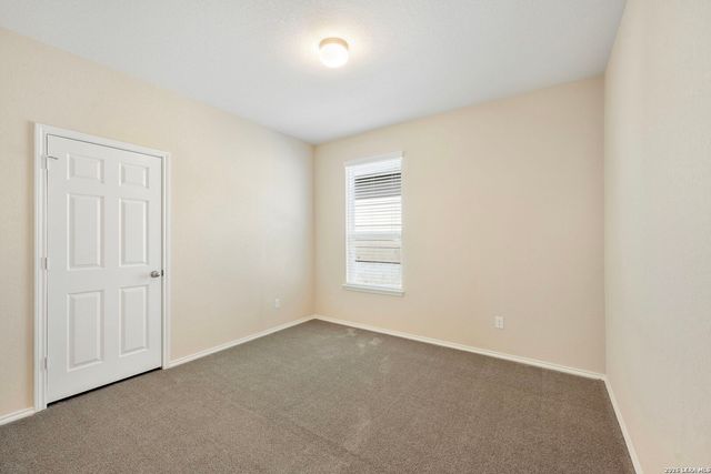 8722 BUGGY LN, Converse, TX 78109