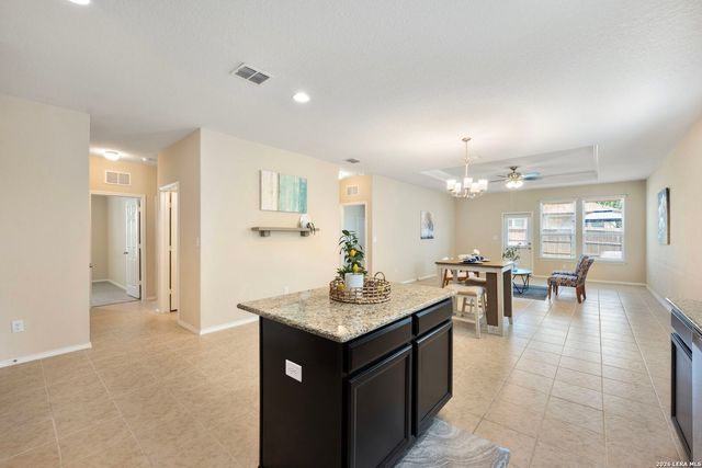 8722 BUGGY LN, Converse, TX 78109