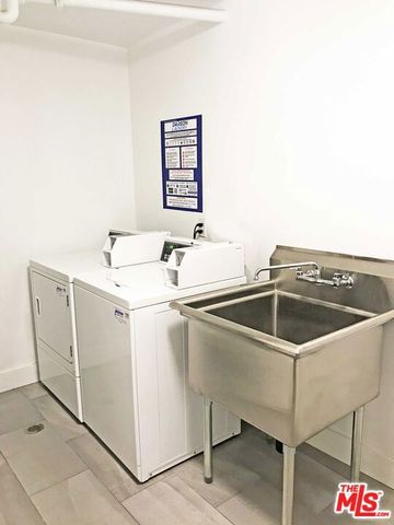 468 S Roxbury Drive 404, Beverly Hills, CA 90212