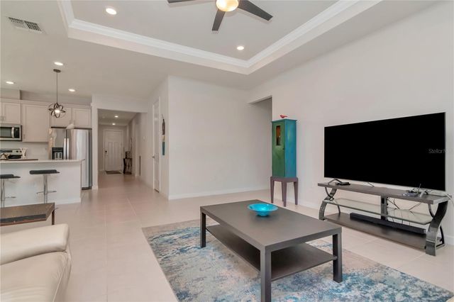 6462 BRADFORD WOODS DRIVE, Zephyrhills, FL 33542