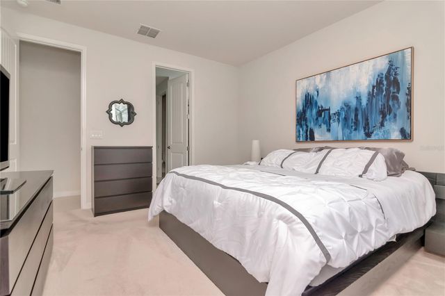 6462 BRADFORD WOODS DRIVE, Zephyrhills, FL 33542