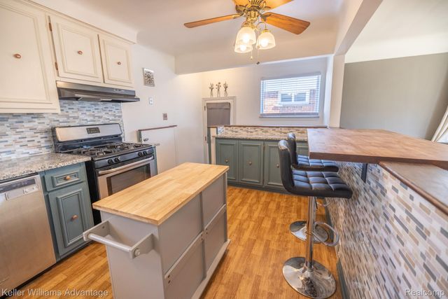 29240 Brody Avenue, Westland, MI 48185