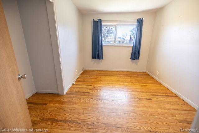 29240 Brody Avenue, Westland, MI 48185