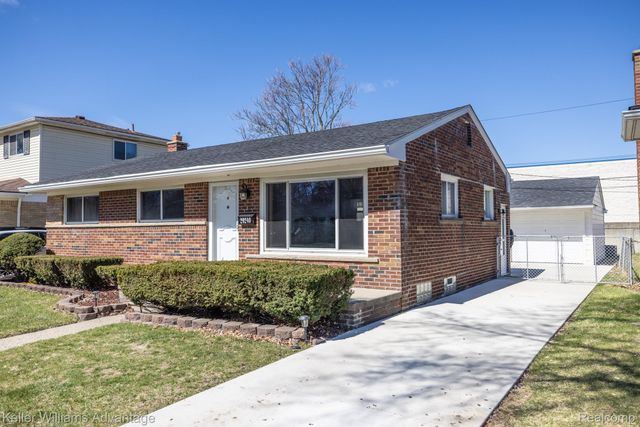 29240 Brody Avenue, Westland, MI 48185