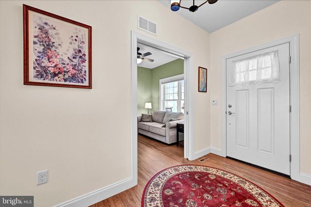 606 LILLIANA DR, Lebanon, PA 17046