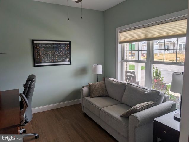 606 LILLIANA DR, Lebanon, PA 17046