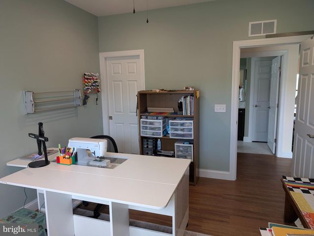 606 LILLIANA DR, Lebanon, PA 17046