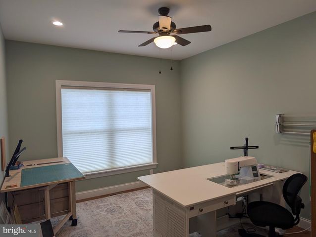 606 LILLIANA DR, Lebanon, PA 17046