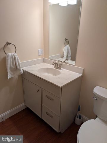 606 LILLIANA DR, Lebanon, PA 17046