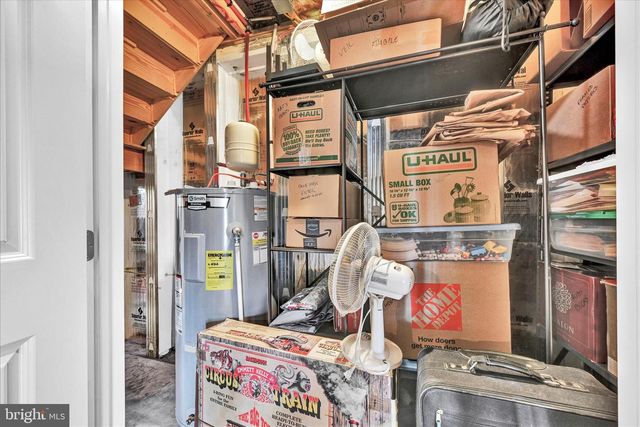 606 LILLIANA DR, Lebanon, PA 17046