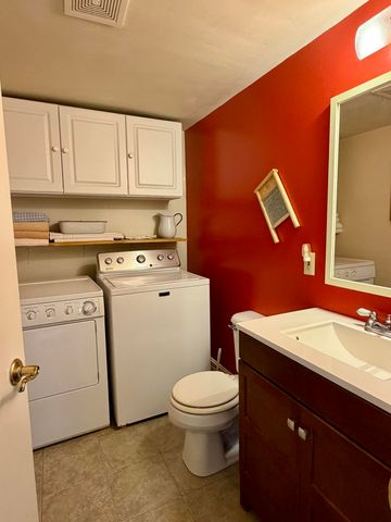 537 W Main Street, Fennville, MI 49408