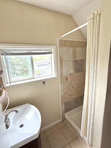 537 W Main Street, Fennville, MI 49408