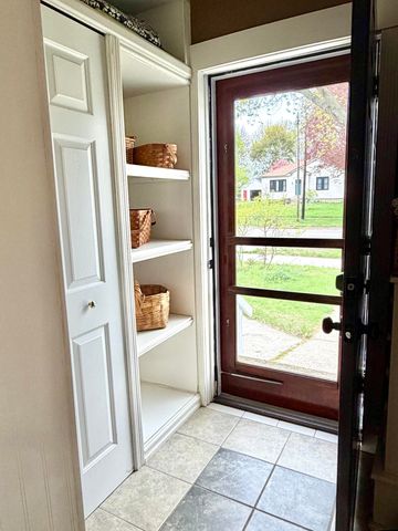537 W Main Street, Fennville, MI 49408