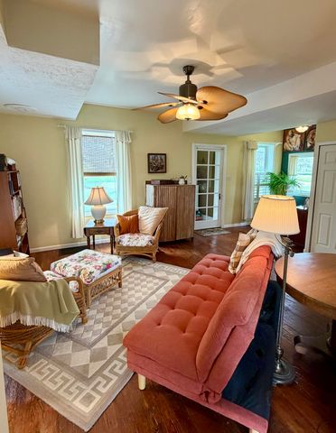 537 W Main Street, Fennville, MI 49408