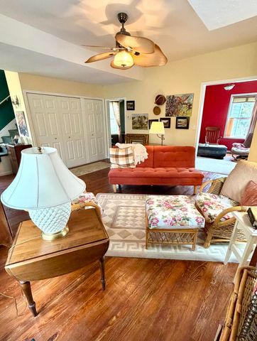 537 W Main Street, Fennville, MI 49408