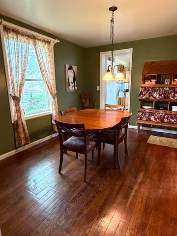 537 W Main Street, Fennville, MI 49408