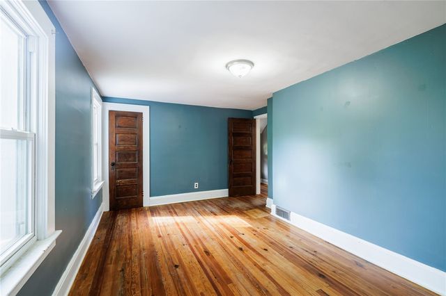 117 North Lincoln Road, East Rochester, NY 14445