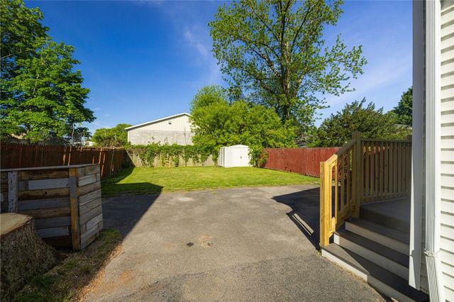 117 North Lincoln Road, East Rochester, NY 14445