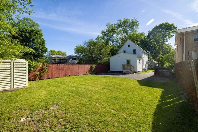 117 North Lincoln Road, East Rochester, NY 14445