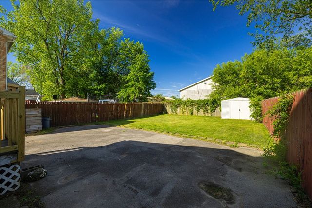 117 North Lincoln Road, East Rochester, NY 14445