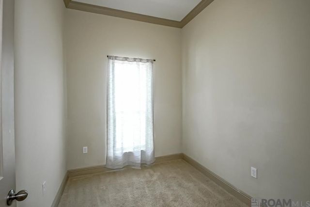 8602 Foxfield Dr, Baton Rouge, LA 70809