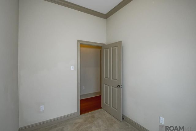 8602 Foxfield Dr, Baton Rouge, LA 70809